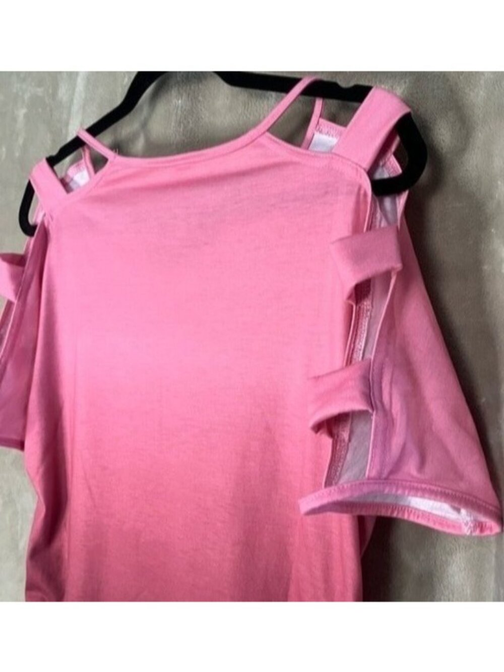 Women's V-Neck Pink Cutout Shoulder Shirt Ruched Side Seam Mauve Rose Tunic - Picture 12 of 16